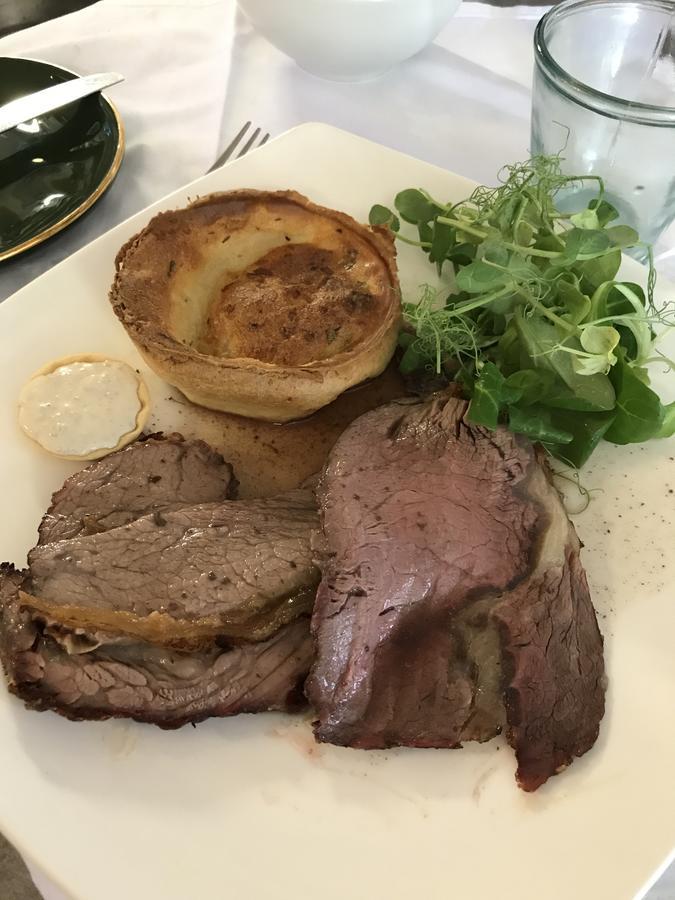 The Clytha Arms 호텔 애버게이브니 외부 사진